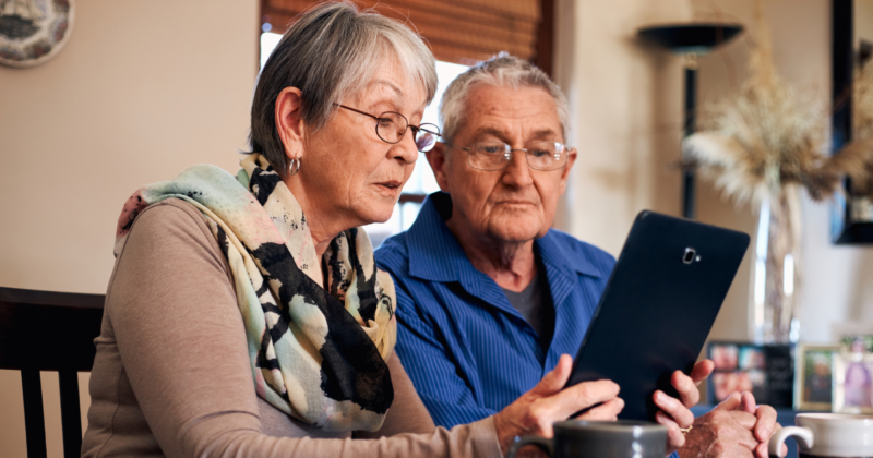 5 Tips for Managing a Senior's Care from Long-Distance